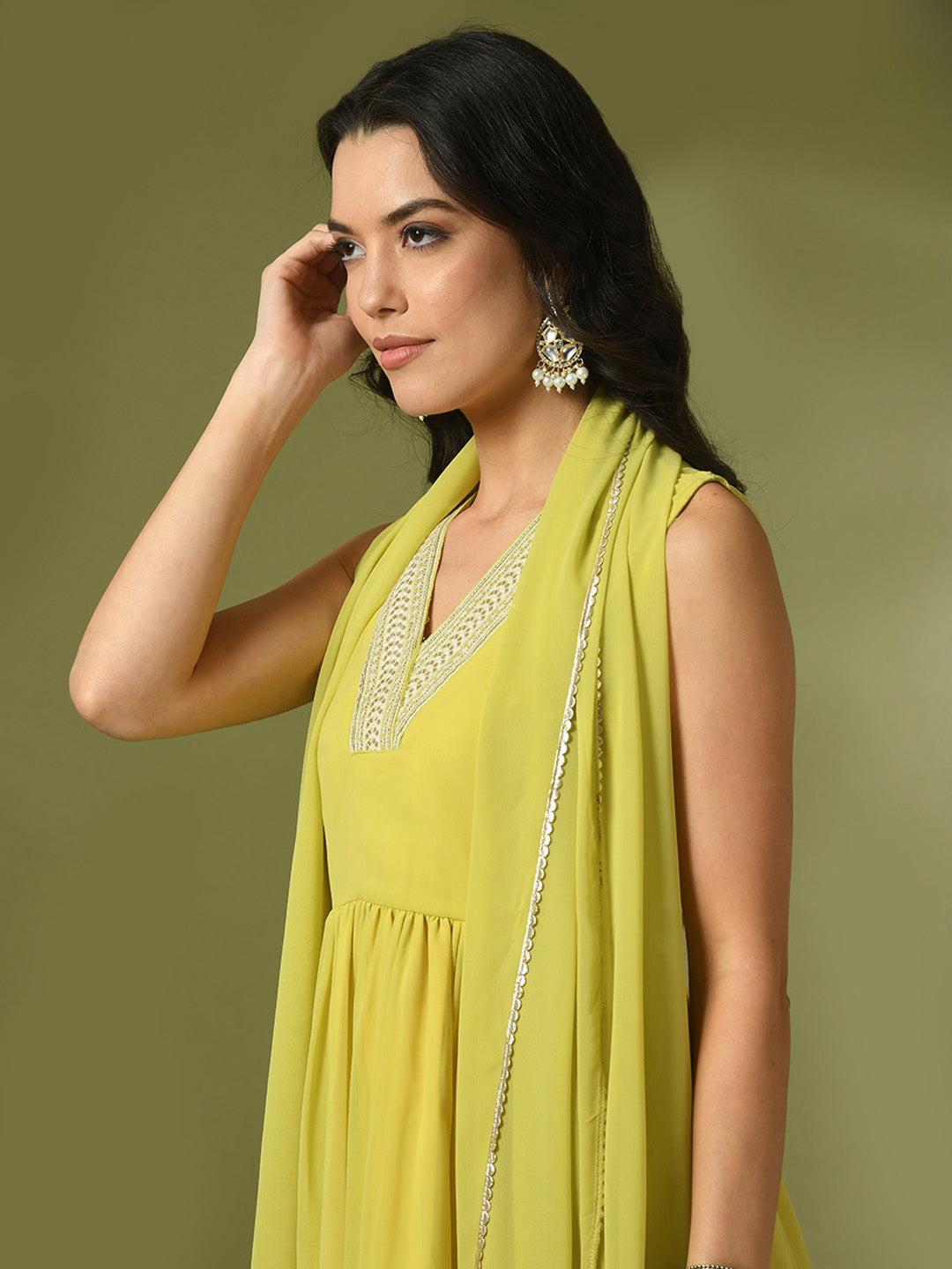 Women's  Yellow Solid Georgette Anarkali Party Kurta Sets With Dupatta