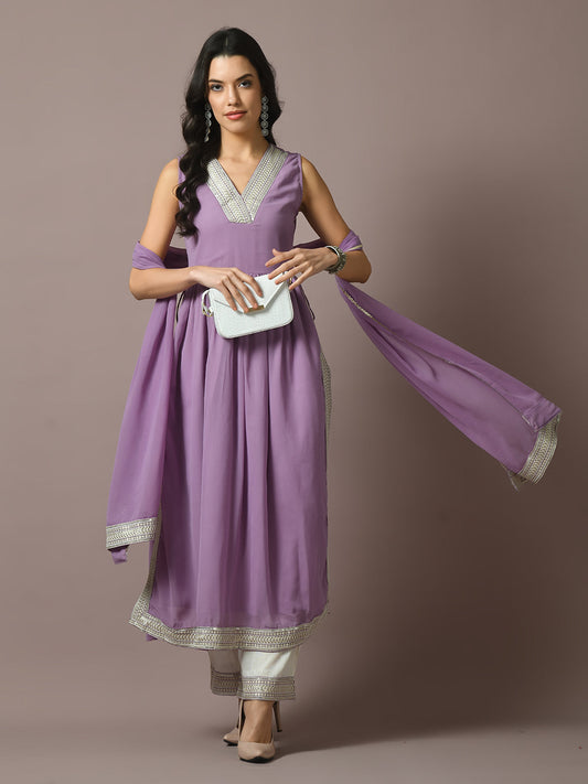 Women's  Lavender Solid Georgette Anarkali Party Kurta Sets With Dupatta