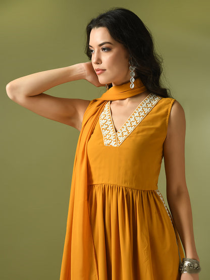 Women's  Yellow Solid Georgette Anarkali Party Kurta Sets With Dupatta