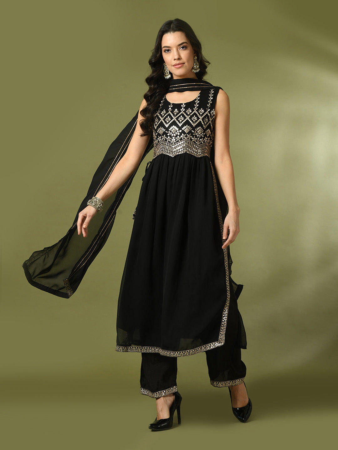 Women's  Black Embroidered Georgette Anarkali Party Kurta Sets With Dupatta