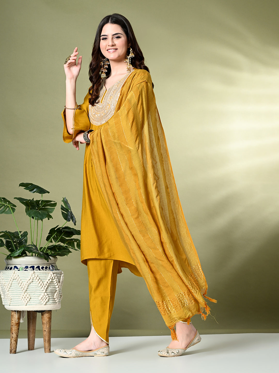 Color-Yellow