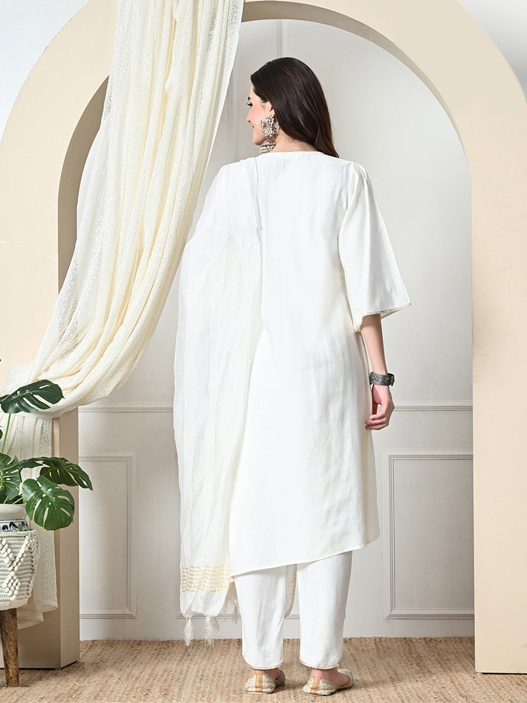 Color-White