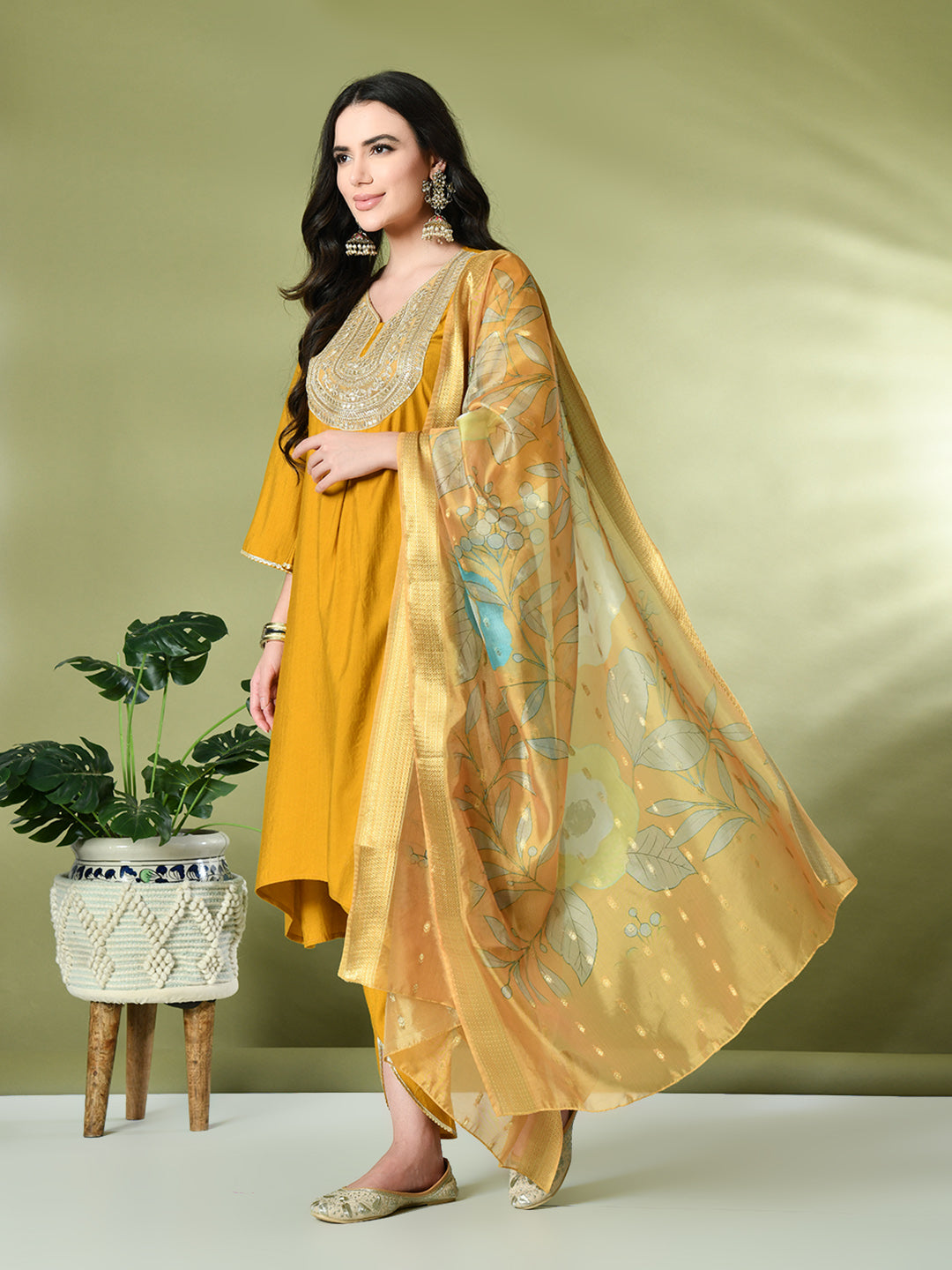 Color-Yellow