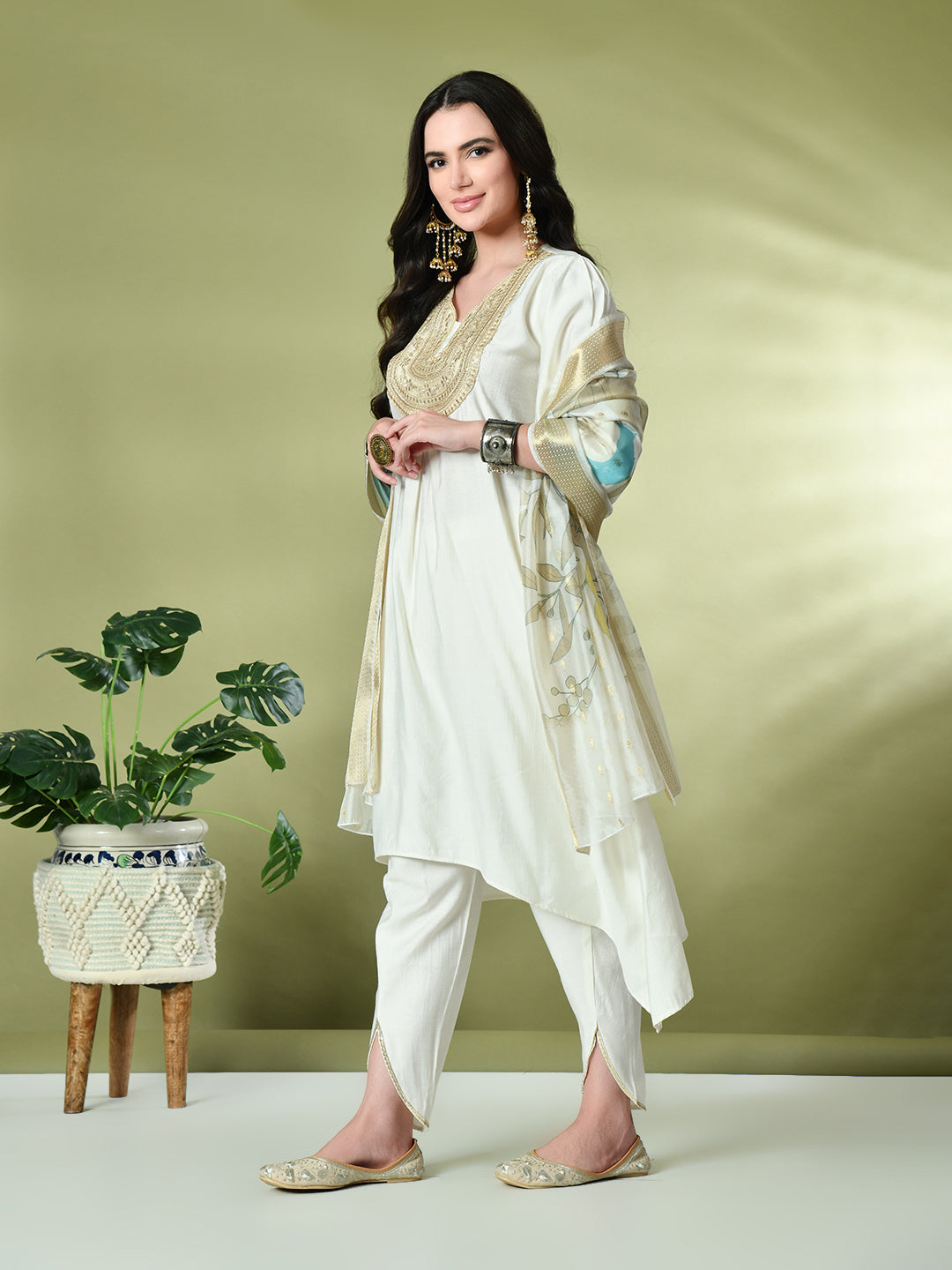 Color-White