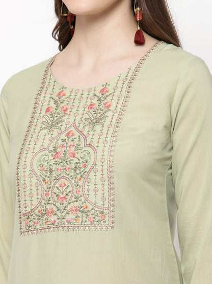 Women's Trendy Style  Green cotton Embroidered 3/4 Sleeve Round neck Kurta Pant Dupatta (3Pieces) set