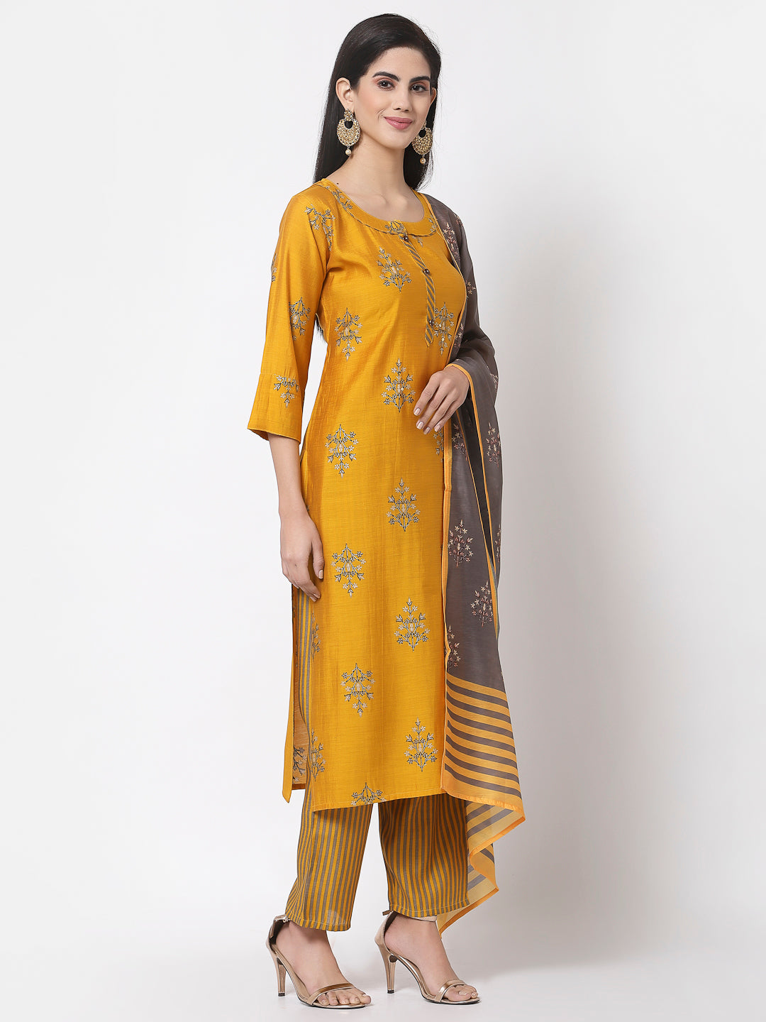 Women's Mustard viscose Printed 3/4 Sleeve Round neck Kurta Pant Dupatta (3Pieces) set