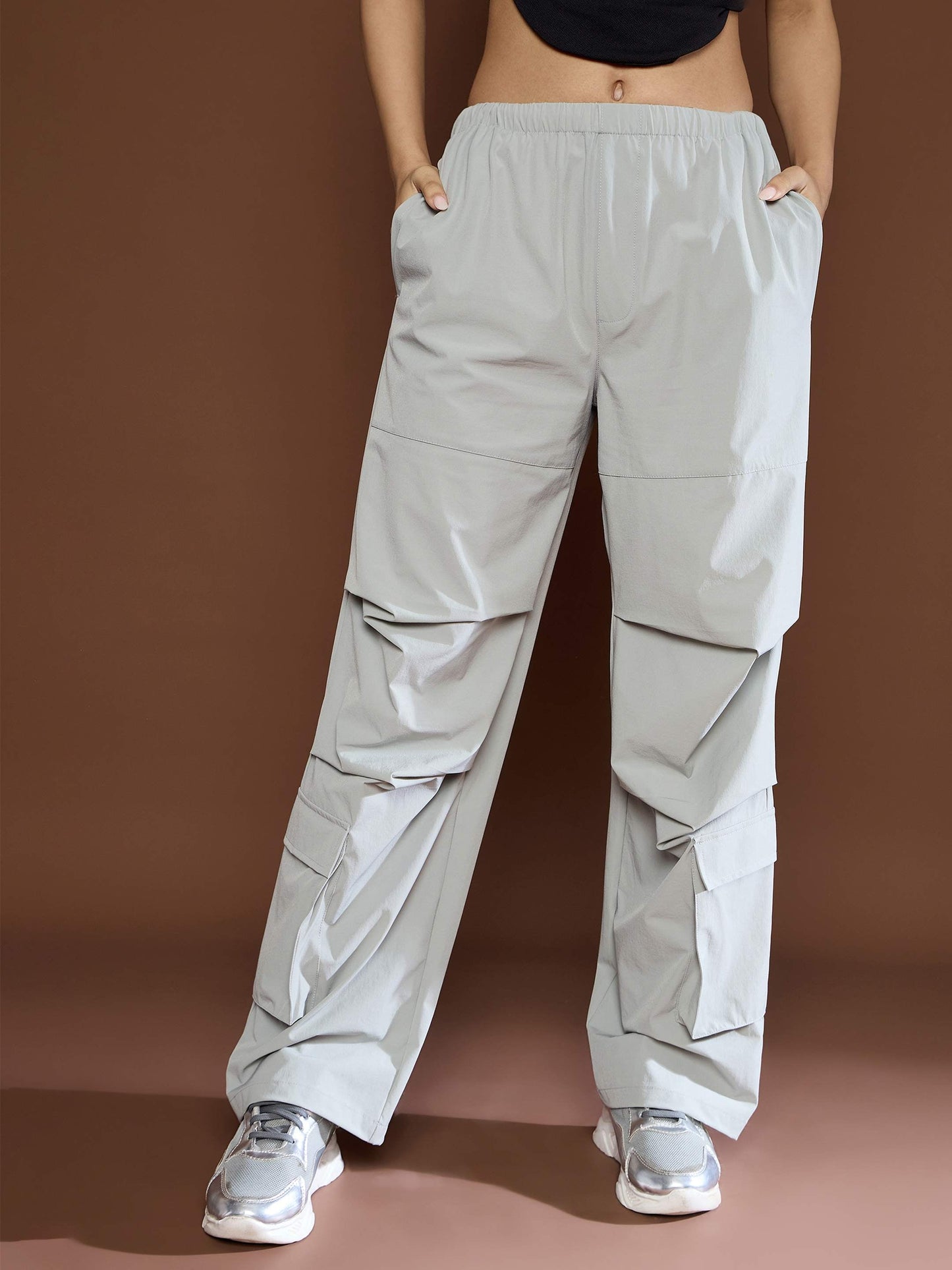 Women's Unisex Light Grey Pleated Knee Baggy Parachute Pan