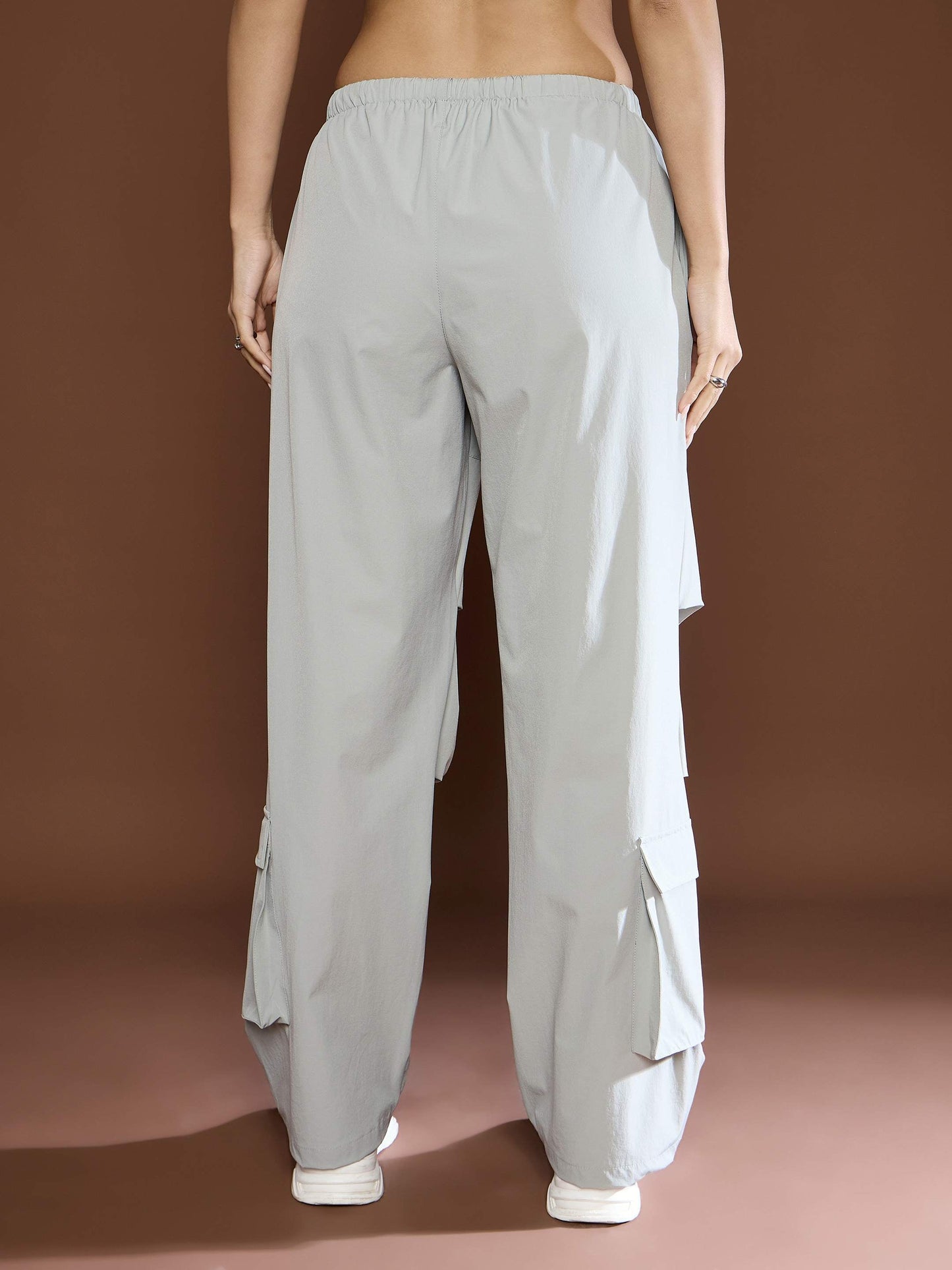 Women's Unisex Light Grey Pleated Knee Baggy Parachute Pan