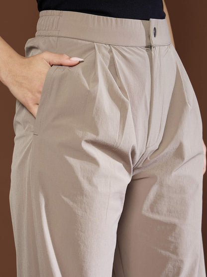 Women's Unisex Taupe Front Dart Baggy Parachute Pan