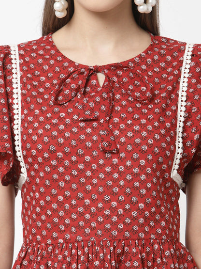 Women Red Coton Printed Cotton Top by Myshka (