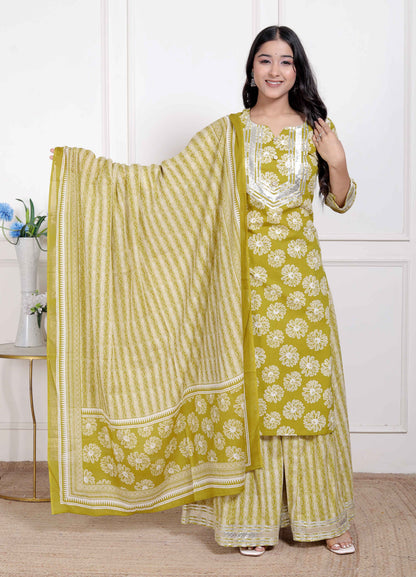 Color_YELLOW
