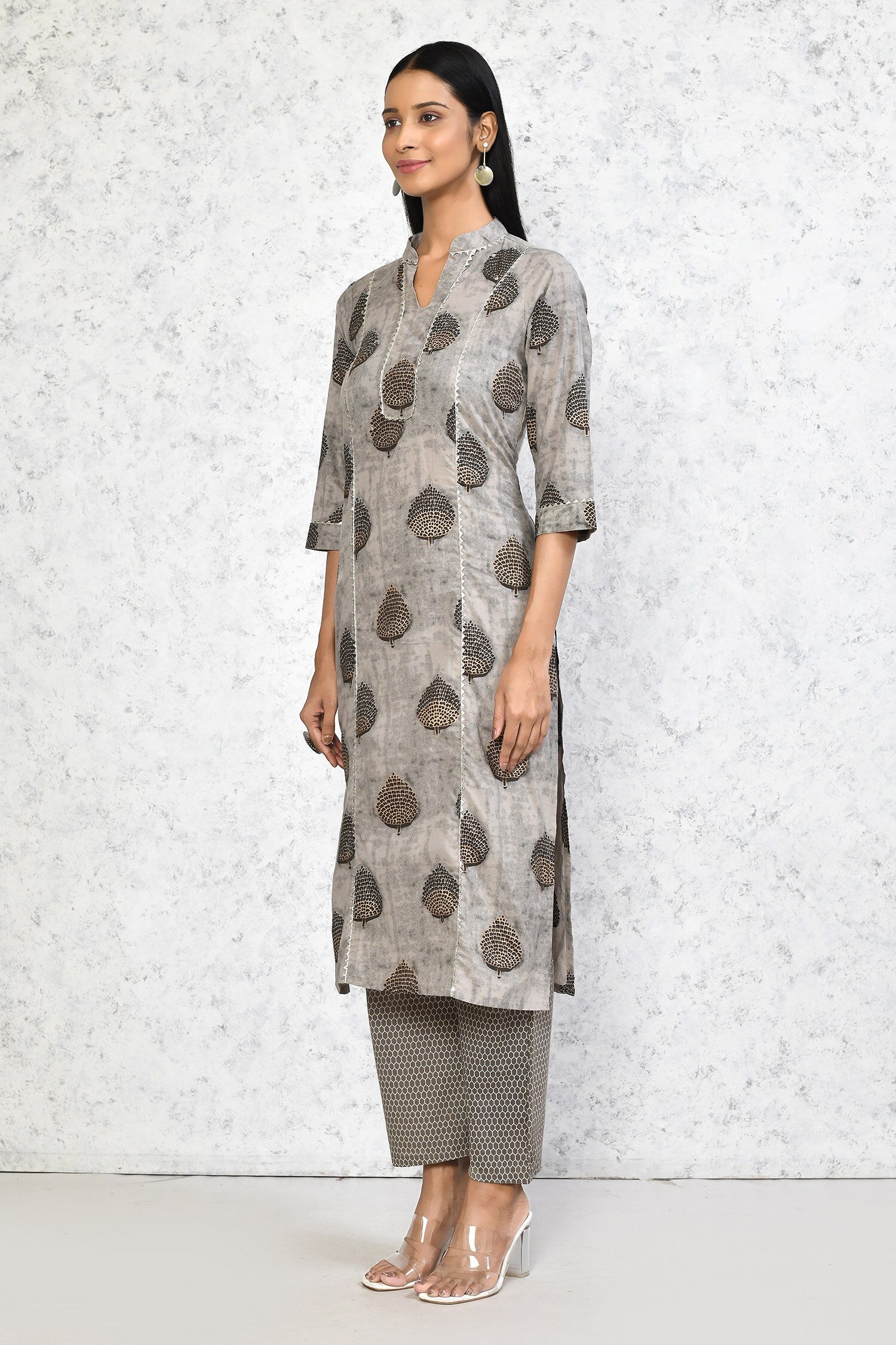 Color_Beige