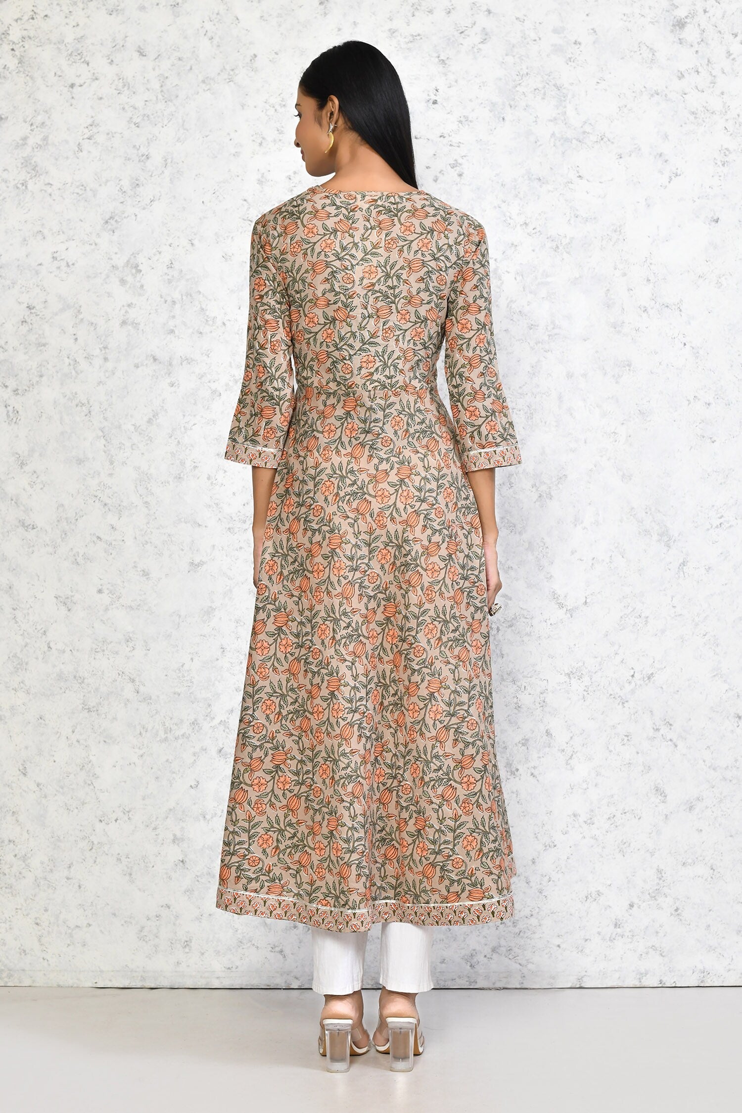 Color_Brown