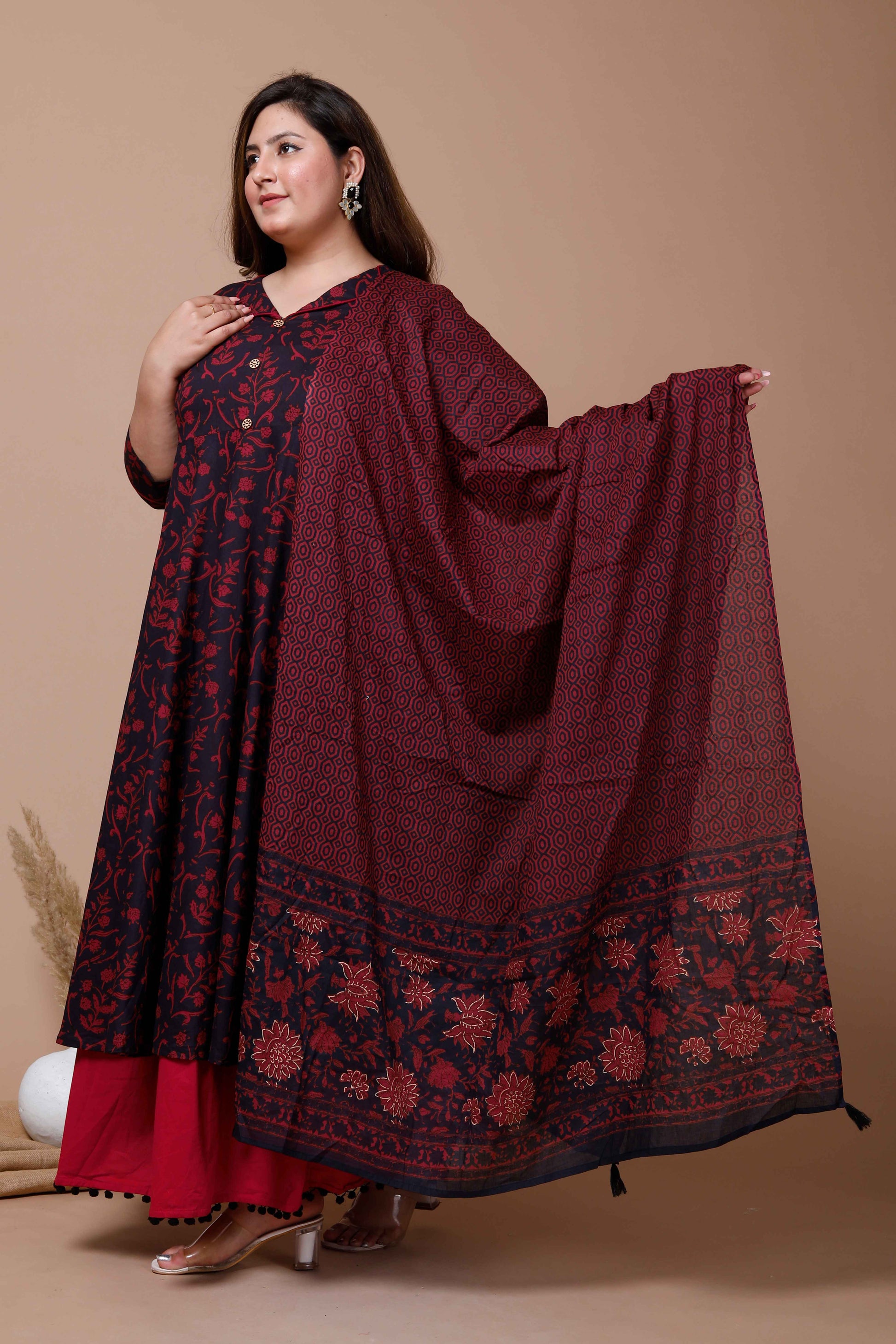 Color_Maroon