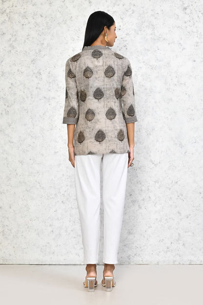 Color_Beige