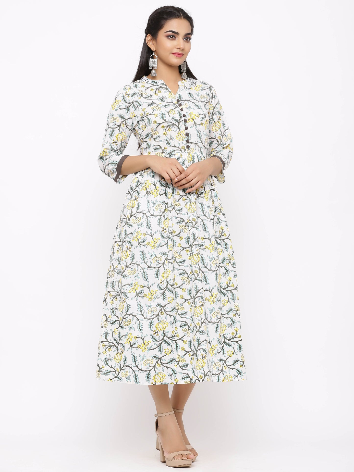 Women's Cotton Floral Printed Tired Kurta