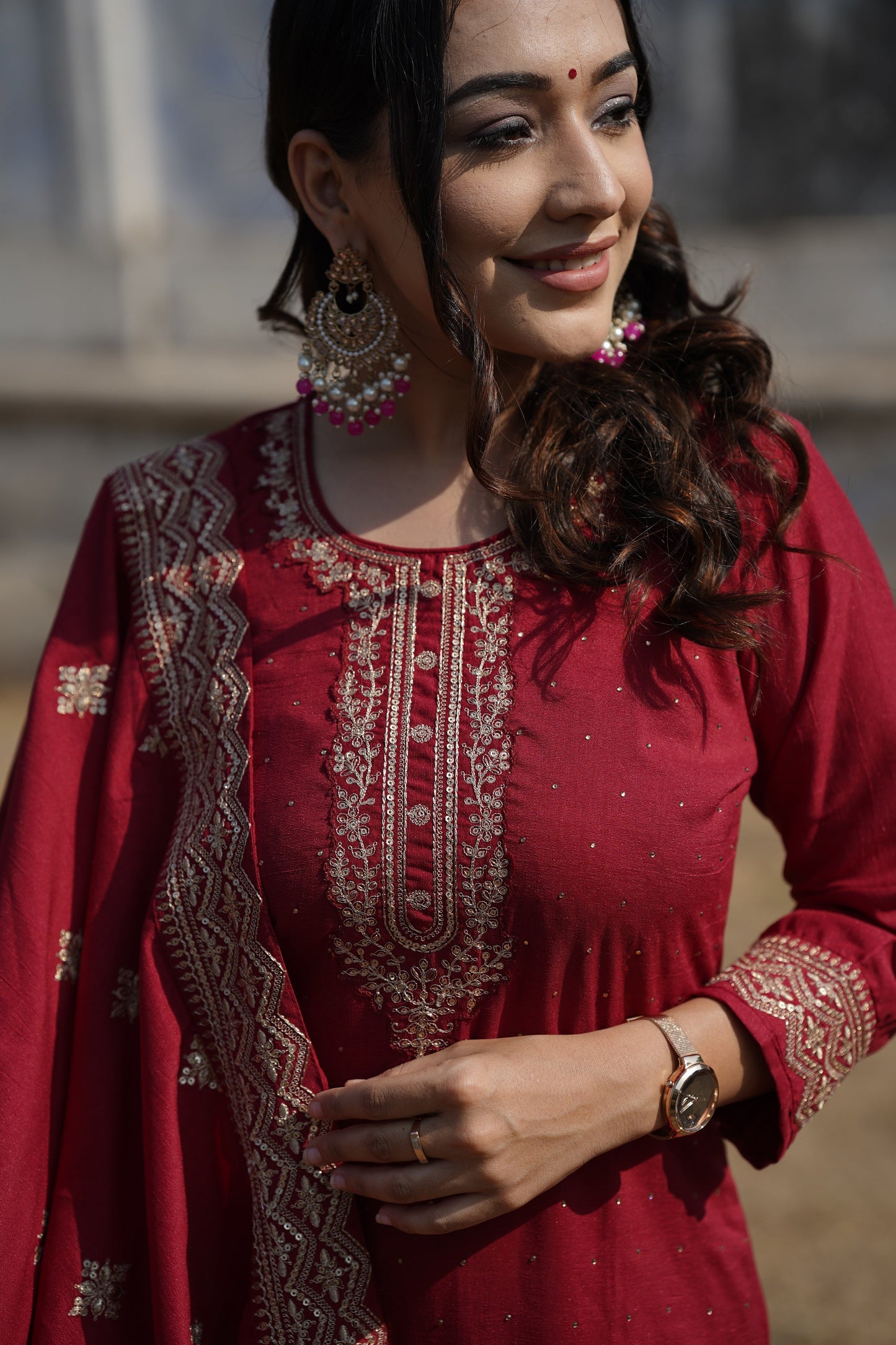 Women's Silk Blend Embroidered Kurta Pant With Dupatta