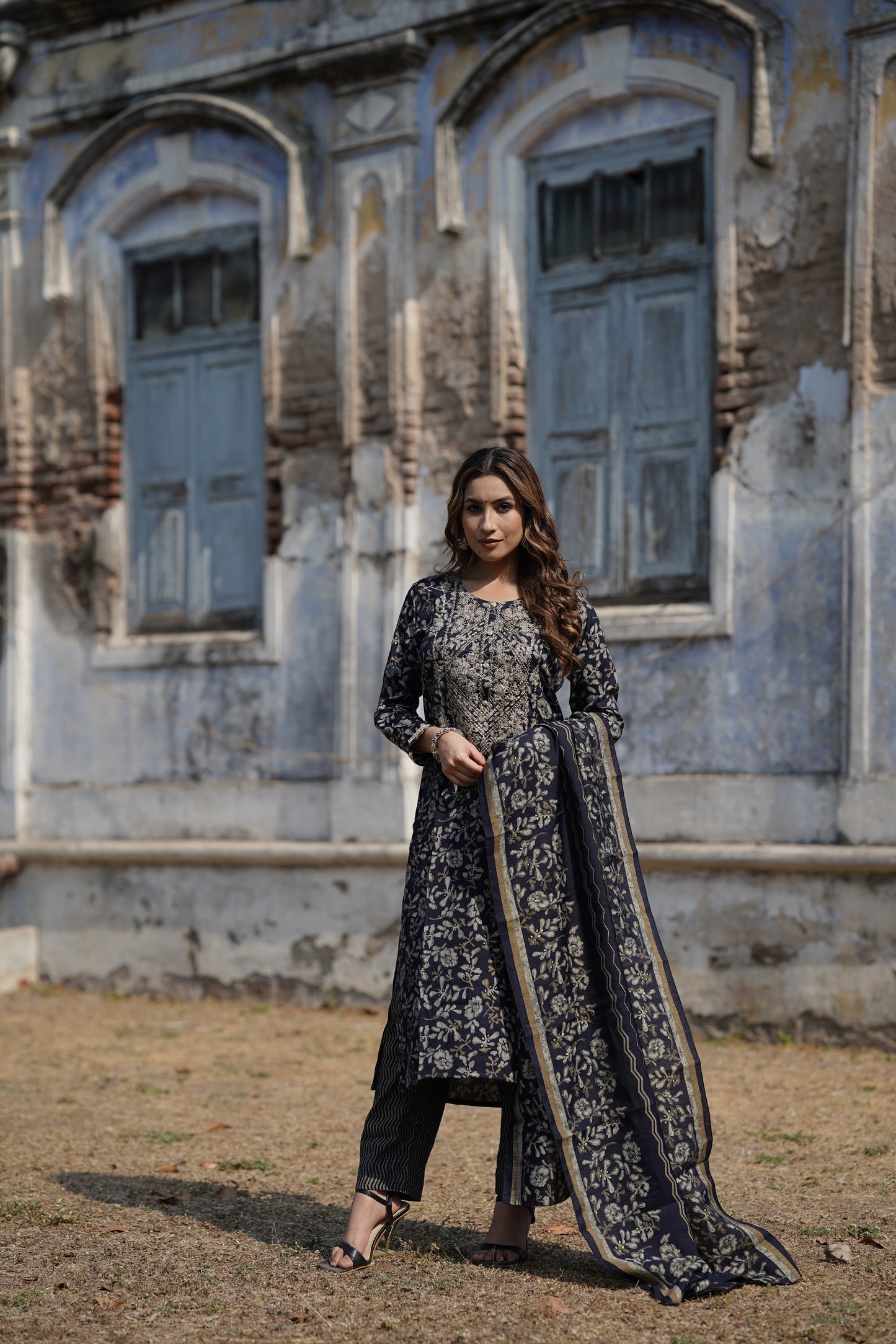 Women's Silk Blend Embroidered Floral Printed Kurta Pant With Dupatta