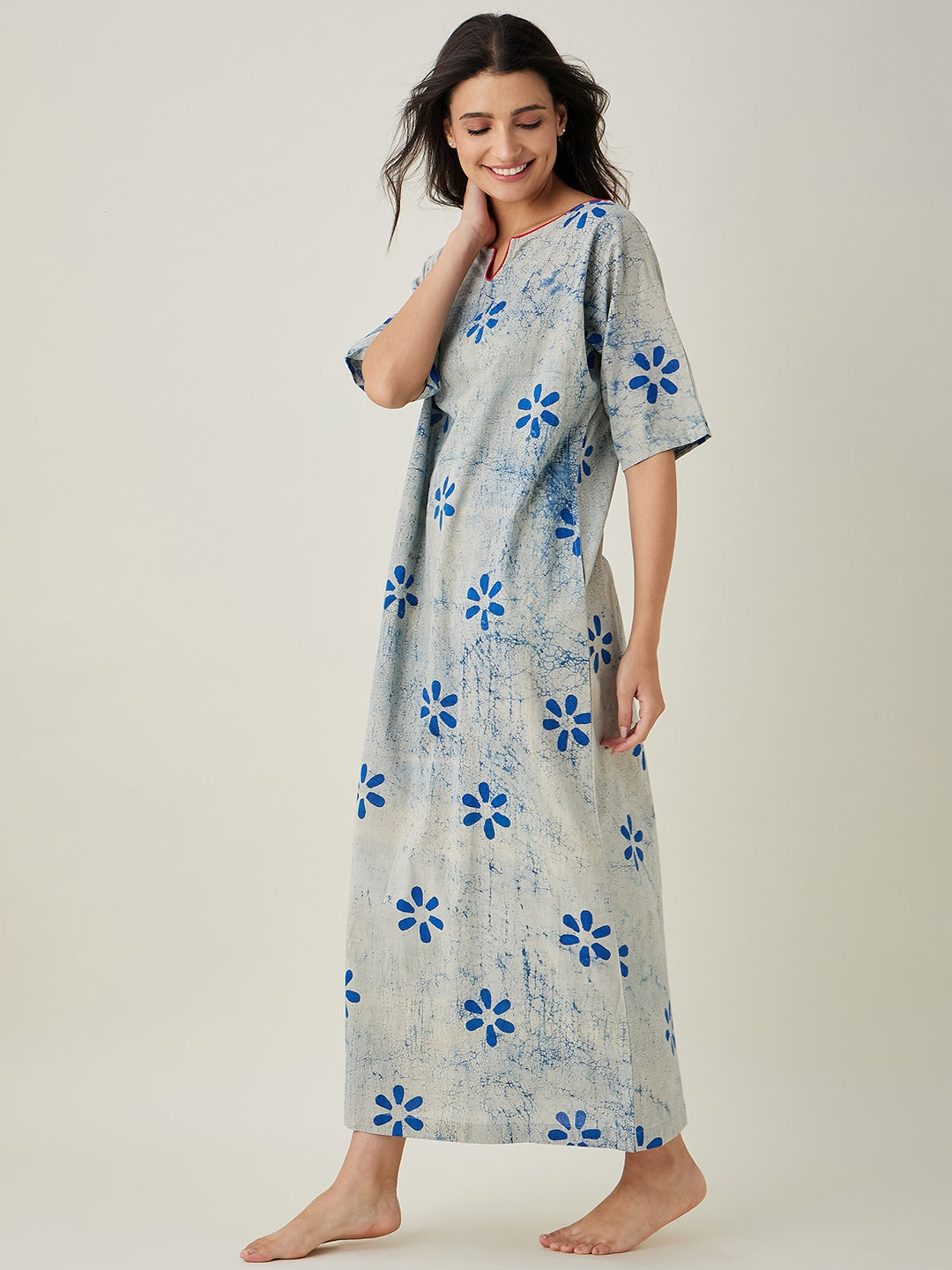 Women's Offwhite Indigo Printed Nightdress