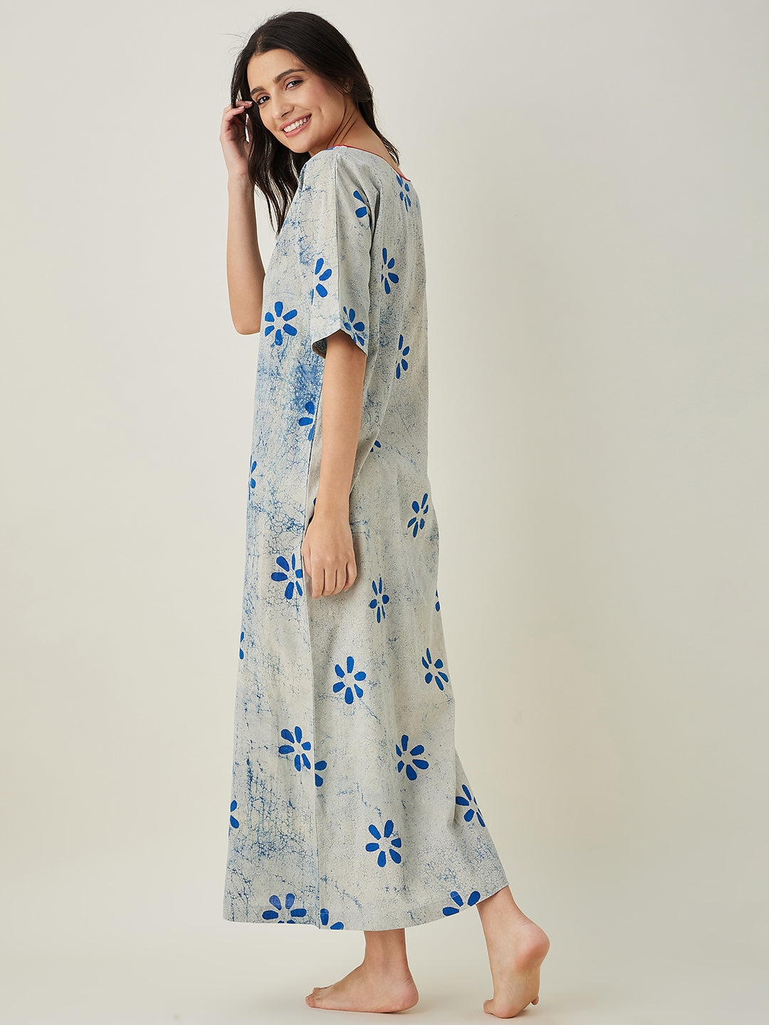 Women's Offwhite Indigo Printed Nightdress