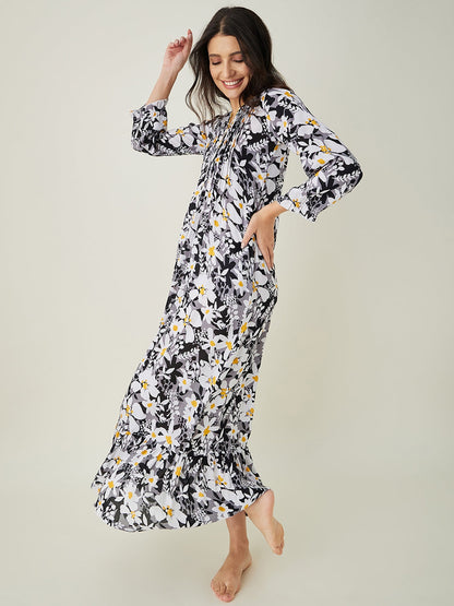 Women's Black and White Floral Printed Nightdress