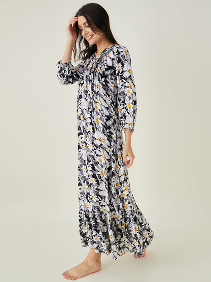 Women's Black and White Floral Printed Nightdress