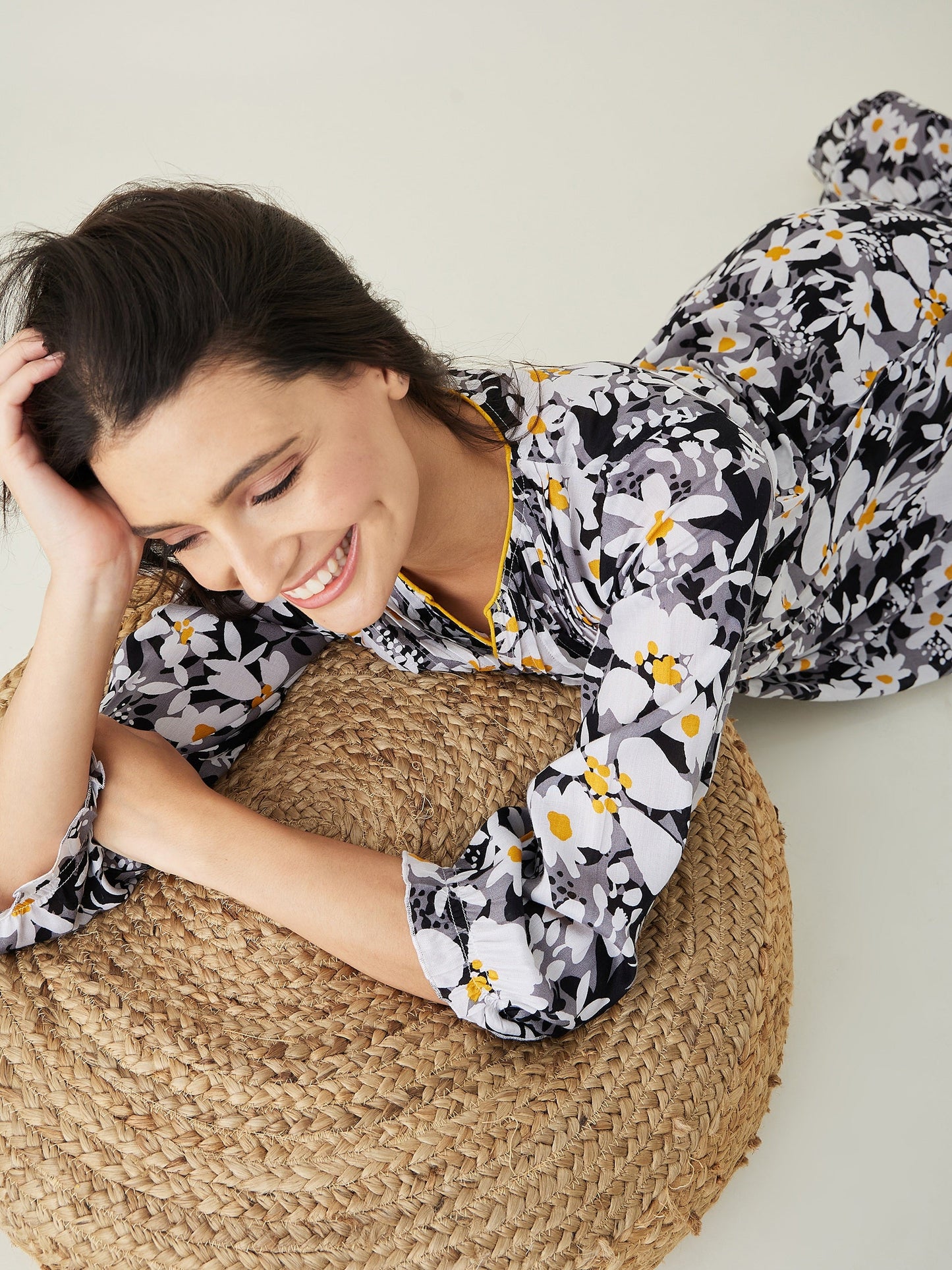 Women's Black and White Floral Printed Nightdress