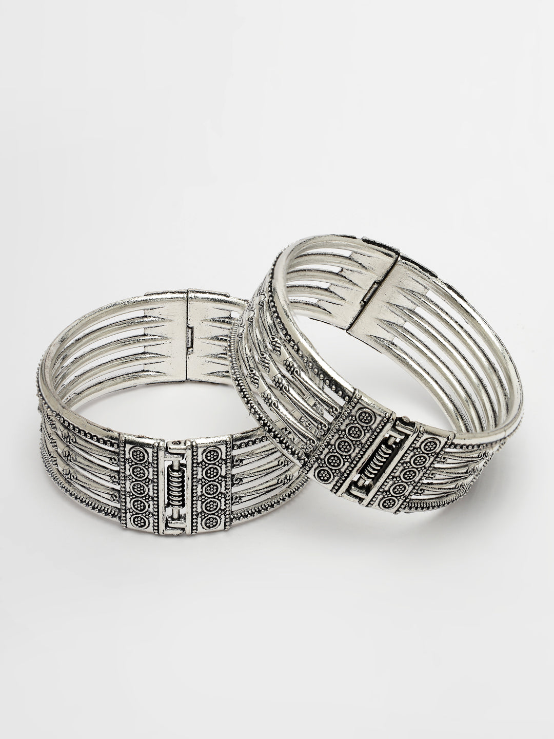 Women's Silver-Toned German Silver Oxidised Kada Bangle