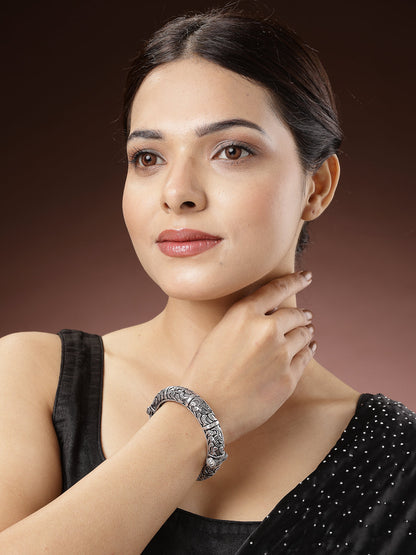 Women's Silver-Toned German Silver Oxidised Kada Bangle