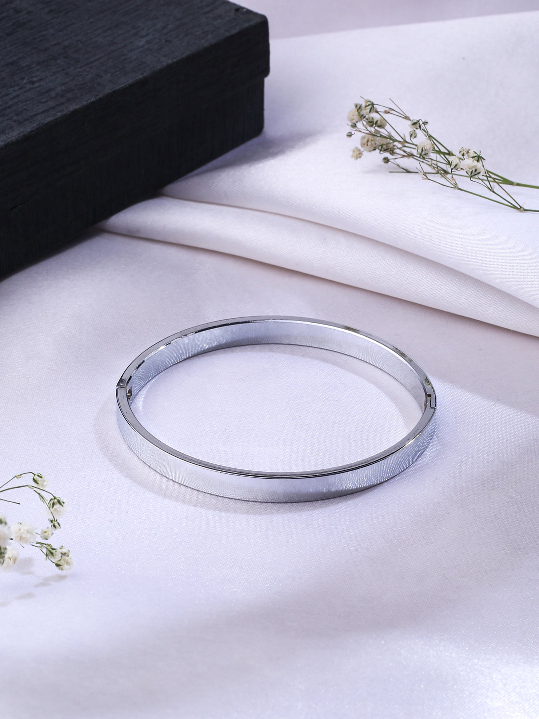 Men's Set Of 2 Gold & Silver Metal Brass-Plated Interlock Kada Bracelet