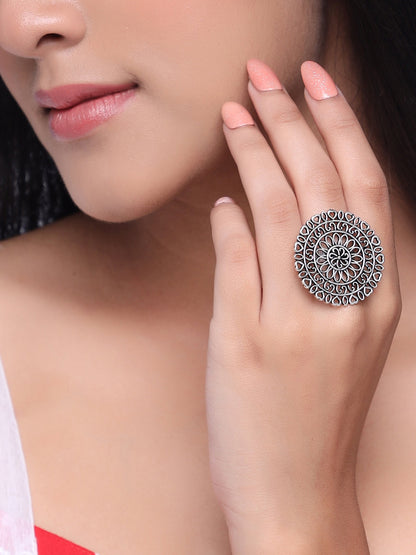 Women's Oxidised Silver-Plated Adjustable Finger Ring