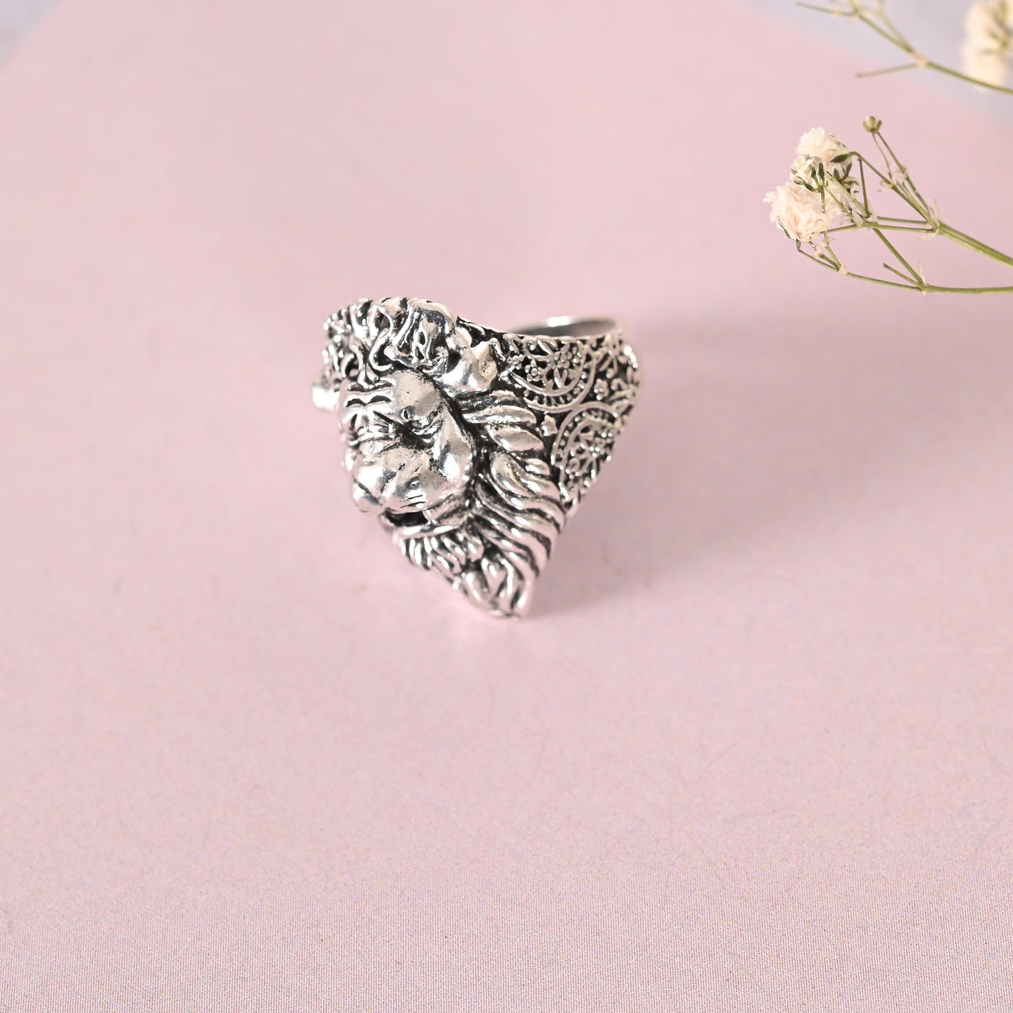 Men's Silver-Plated Lion Face Finger Ring