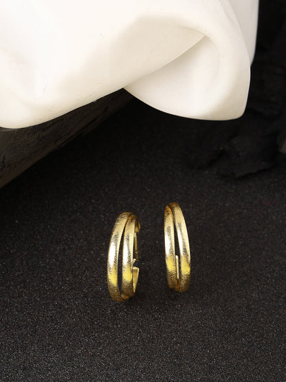 Women's Gold-plated Alloy Circular-Shaped Half Hoop Earrings