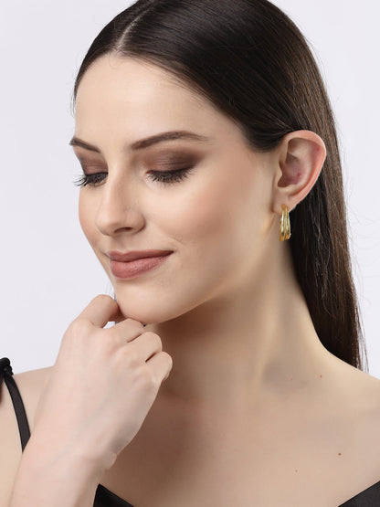 Women's Gold-plated Alloy Circular-Shaped Half Hoop Earrings