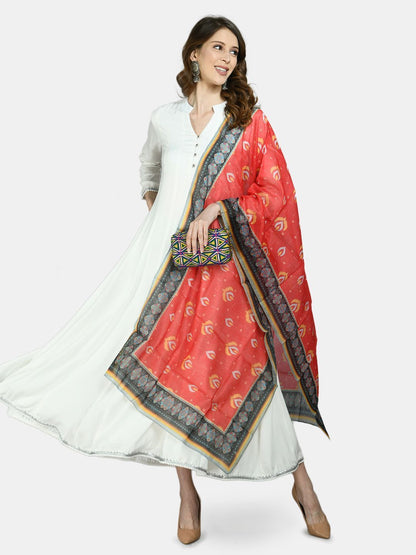 Women's White Viscose Solid Full Sleeve V Neck Casual Anarkali Kurta Dupatta Set