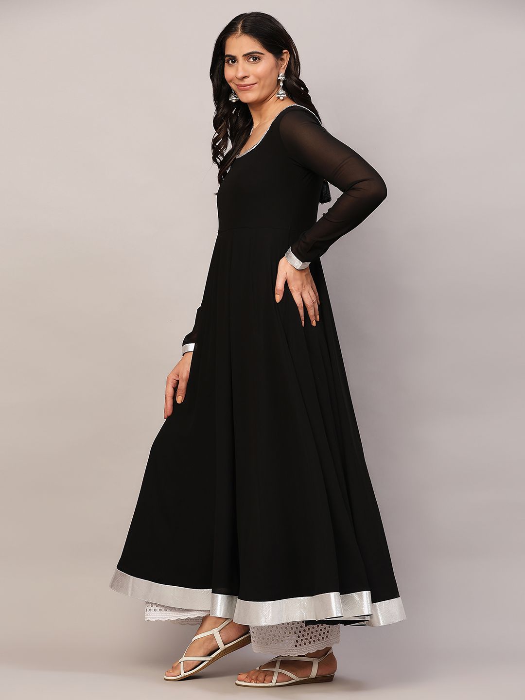 Color_Black