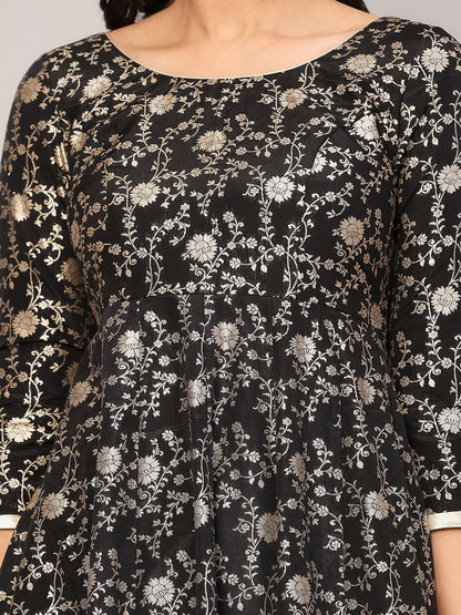 Color_Black