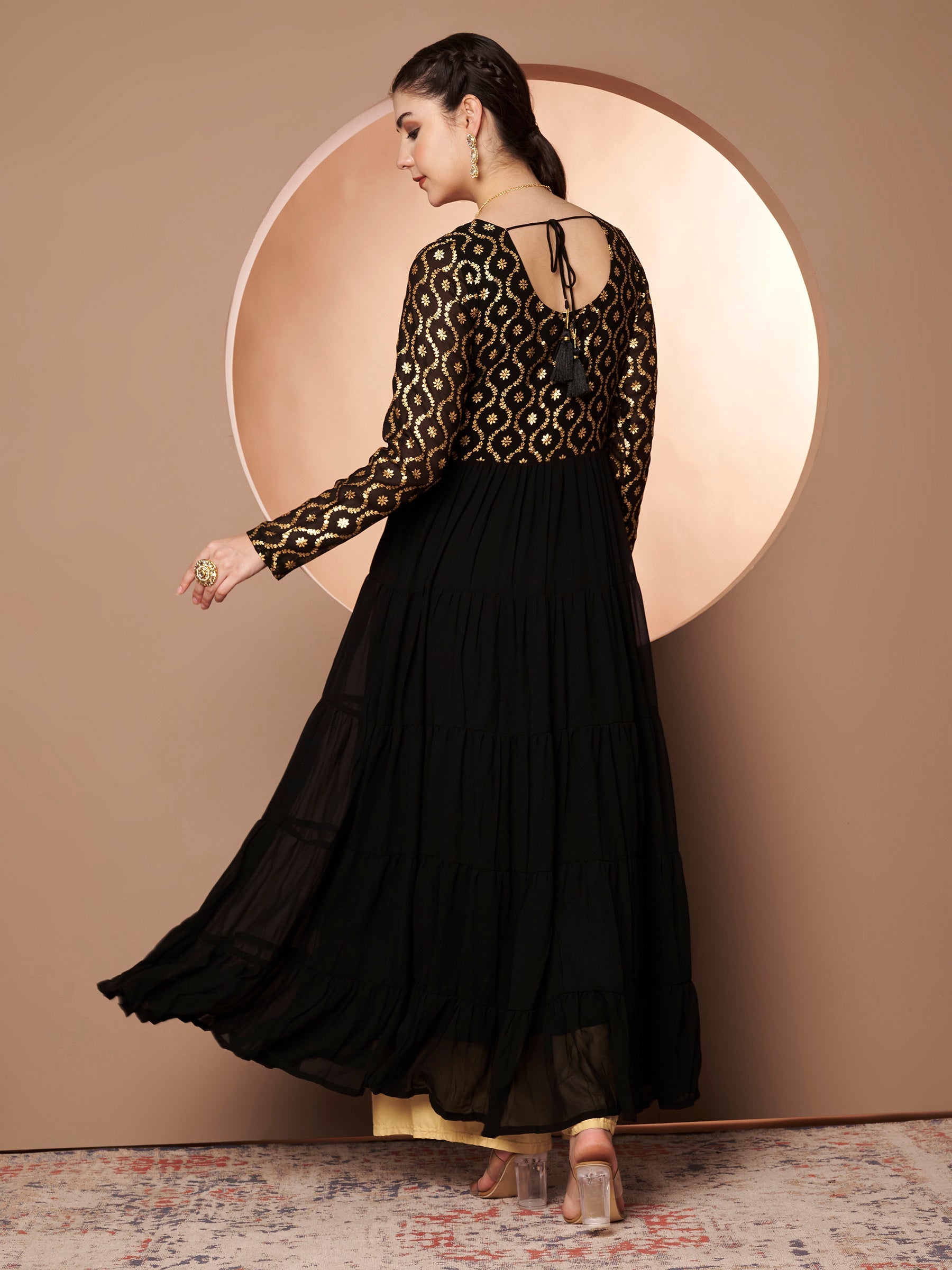 Color_Black