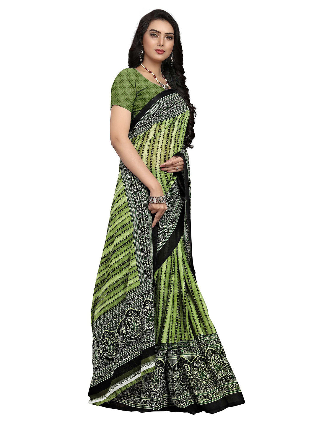 Women's Green Georgette Digital Print Saree