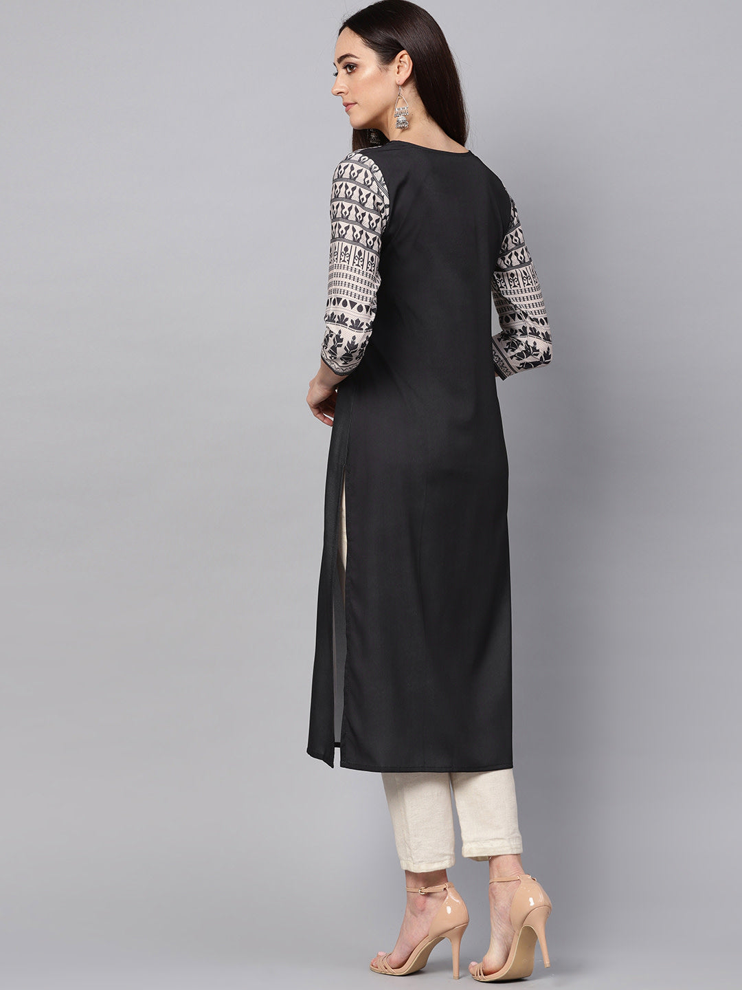 Color_Black