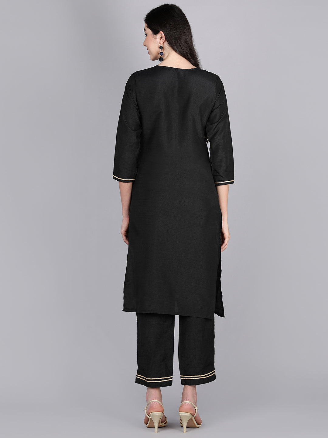 Color_Black