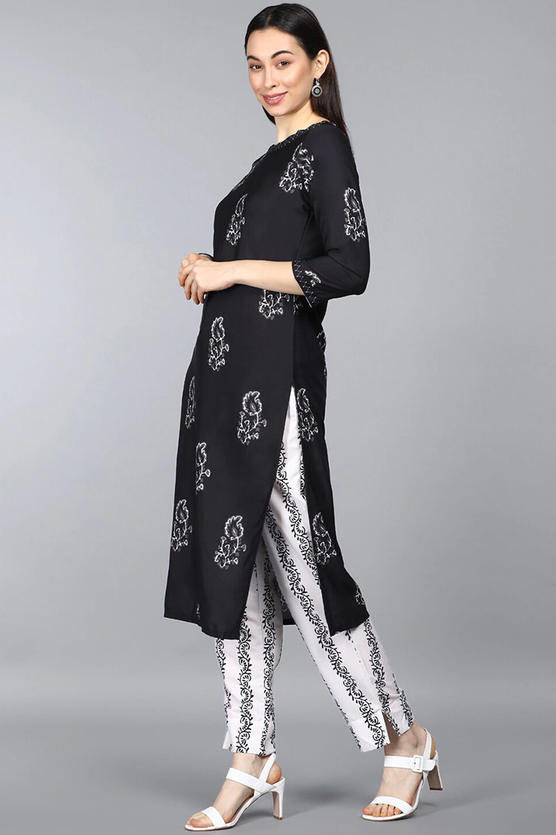 Color_Black