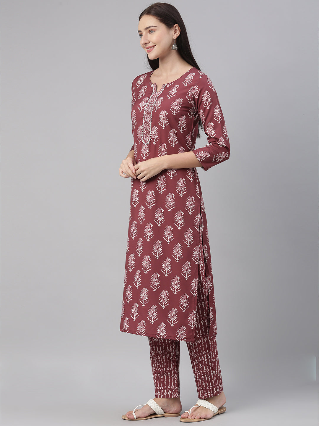 Color_Maroon