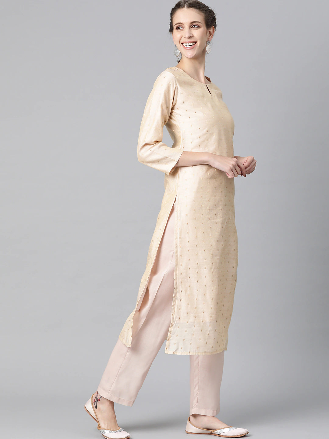 Color_Beige