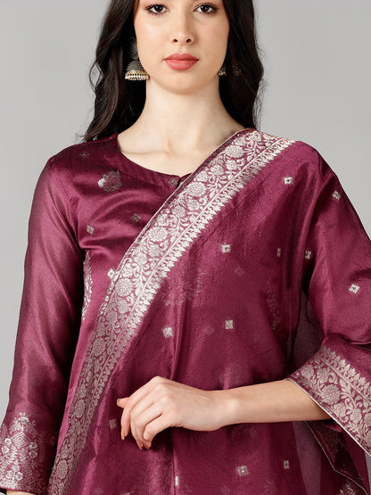 Color_Maroon