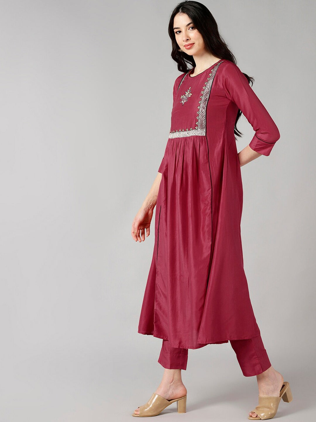 Color_Maroon