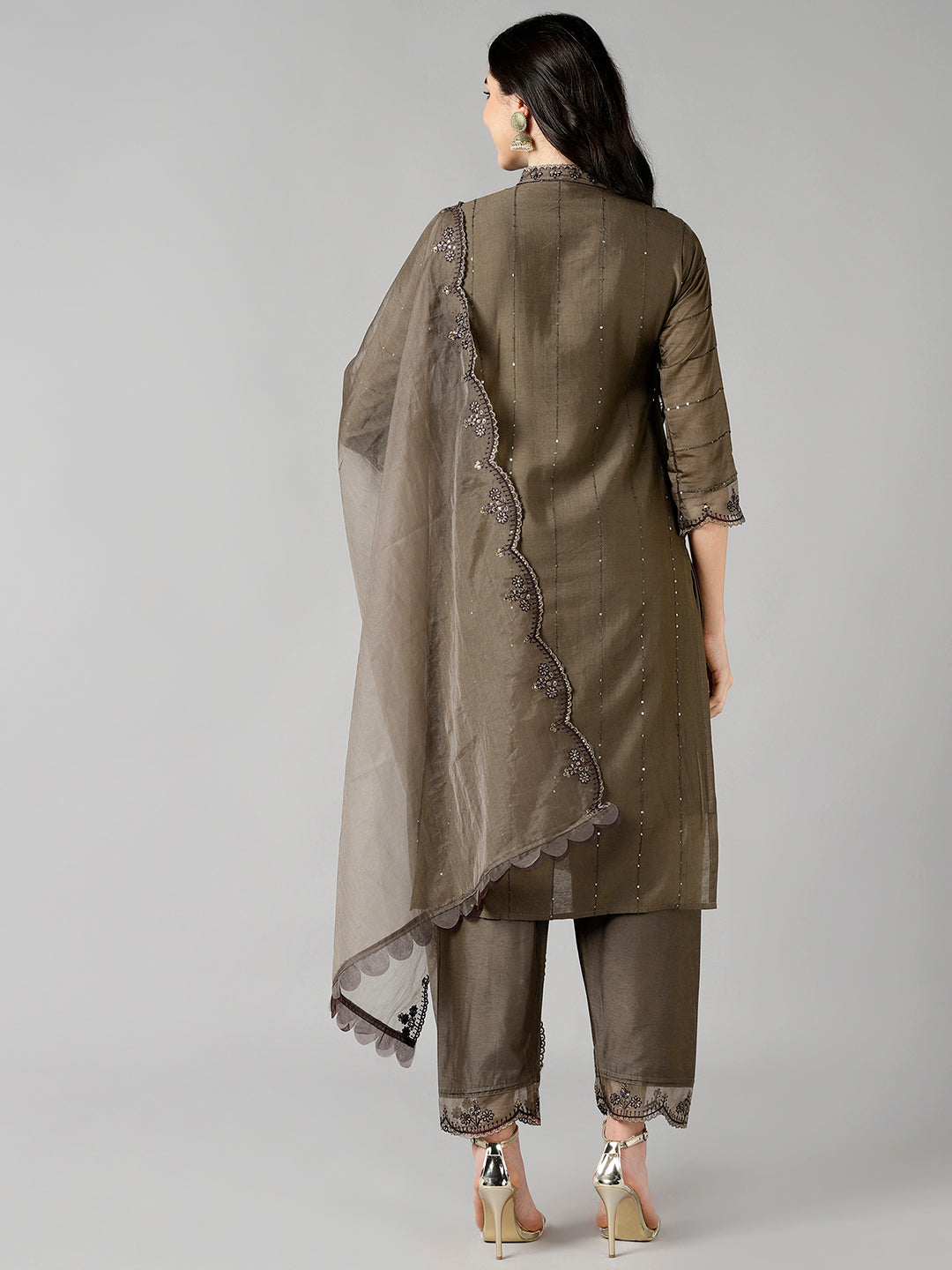 Color_Brown