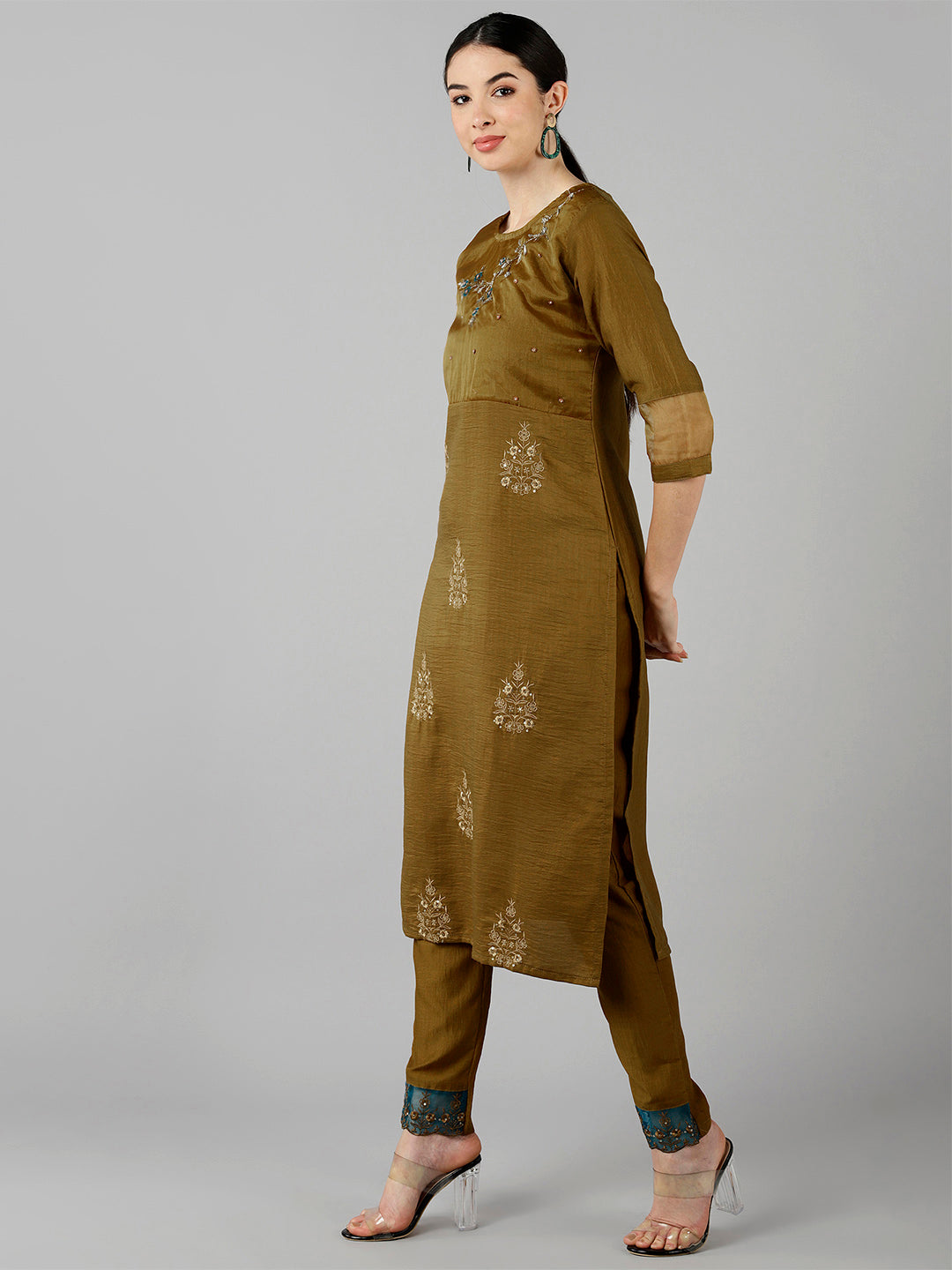 Color_Brown