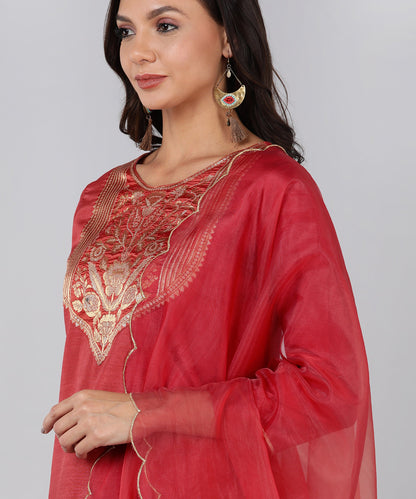 Color_Red