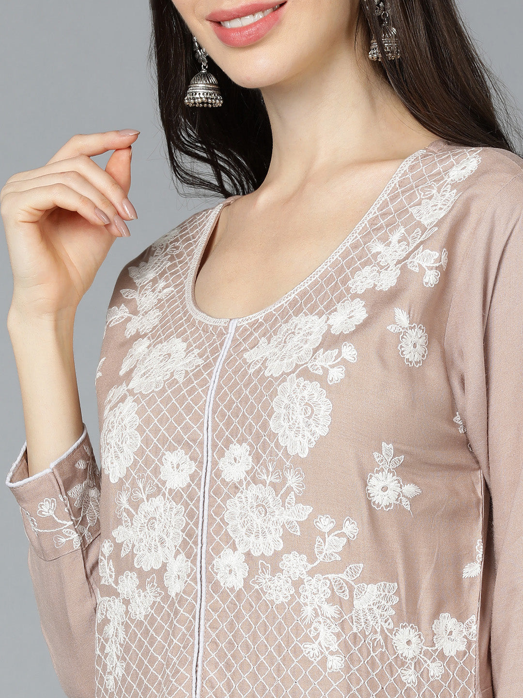 Color_Beige